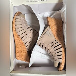 Rockport Briah Fisherman Cork Wedge Sandals Simply Taupe Tan Women’s Size 10 NIB